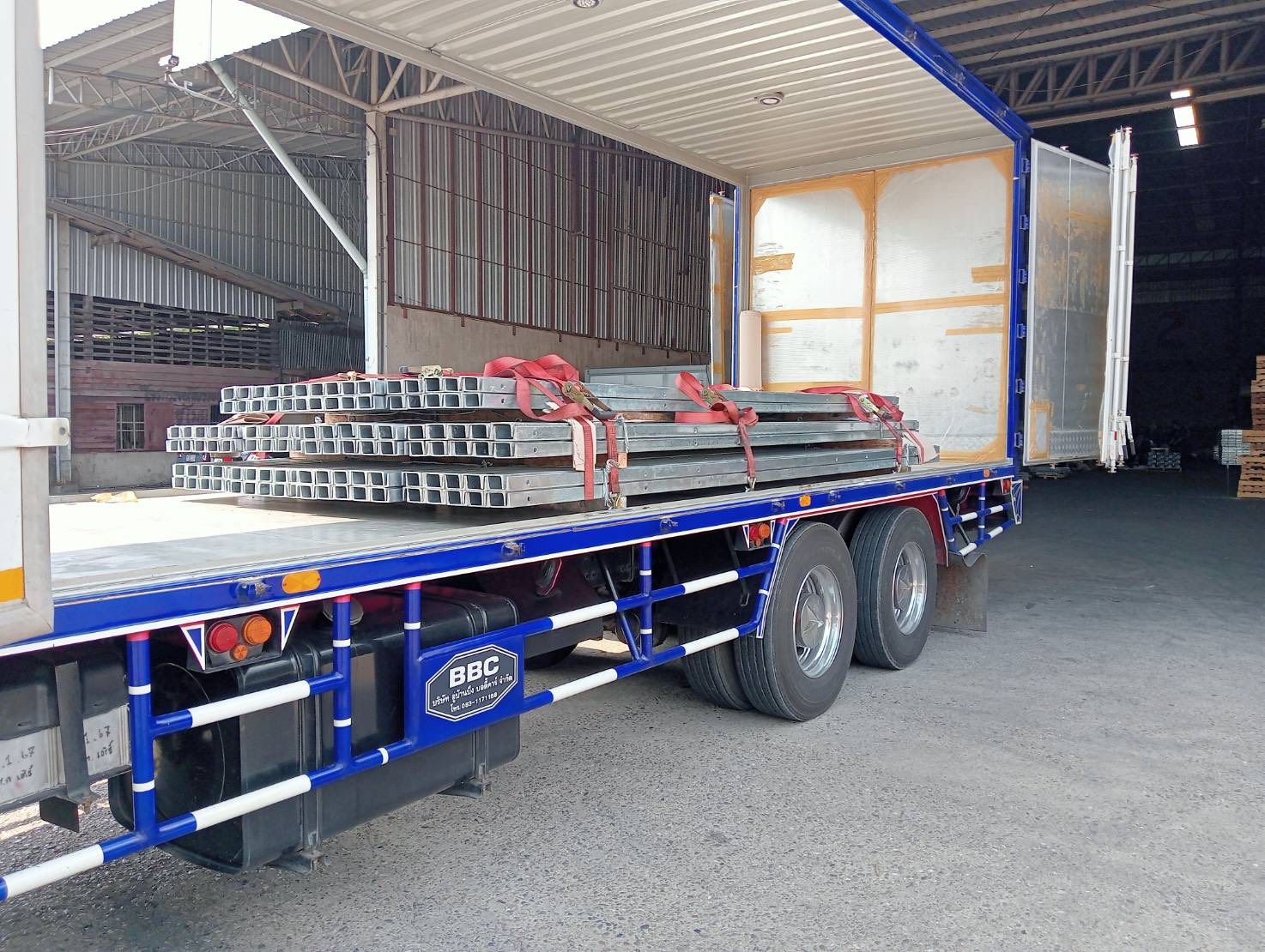 ขนส่งเหล็ก ระยอง – นครราชสีมา